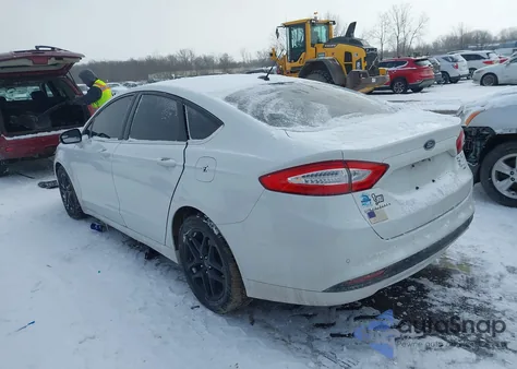 2016 Ford Fusion Se z USA, uszkodzony, nr VIN 1FA6P0H76G5103918